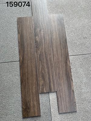 Китай ISO9001 Деревянный вид Порцелановая плитка прямоугольная антискользящая декоративная для спальни продается