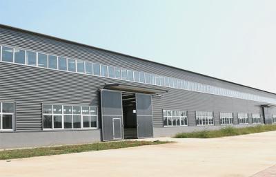 China Prefab Steel Shed Portal Frame Steel Structure Warehouse With Insulated / Single Sheet for sale