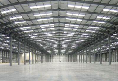 China Pre Engineered Steel Building Workshop Garage Portal Frame Sandwich Panel for sale
