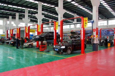 China Portal Frame Steel Warehouse Buildings / Prefab Metal Maintenance Workshop Buildings for sale