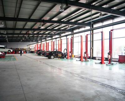 China Prefabricated Metal Workshop Buildings Steel Structure For Auto Service Shop for sale