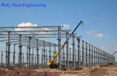 Chine Fabrication et construction préfabriquées de conception de bâtiments d'usine de structure métallique à vendre