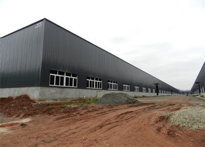 China Pre Engineered Steel Structure Buildings Construction With Insulation Panel for sale