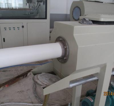 China Fibra gemela cónica de poco ruido del PVC del extrusor de tornillo que refuerza la fabricación suave del tubo en venta