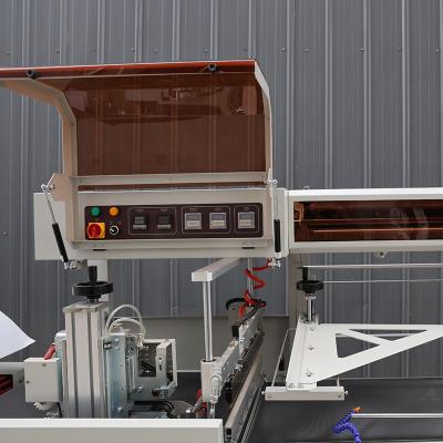 China Máquina de vedação e de corte totalmente automática Equipamento de embalagem de filme termoprecipitável à venda
