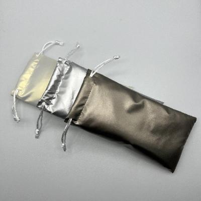 China Bolsa de anteojos de sol de compresión resistente al cuero PU con cordón de lujo de lona de plumón en venta