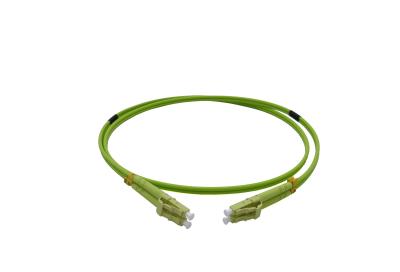 Китай Зеленый цвет 1M 3mm LSZH кабельной сети zipcord 100G 40G LC прыгуна гибкого провода центра данных OM5 оптически продается