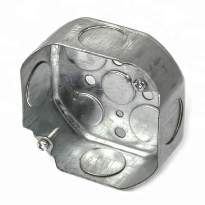 Cina Contenitore galvanizzato acciaio di condotto, spessore della scatola di giunzione del condotto del metallo 0.8-1.5mm in vendita
