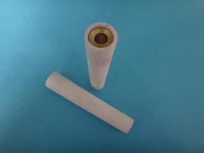 China Conexión de cerámica recta de la bujía de la caldera de 5 KΩ con el punto de fusión elevada en venta