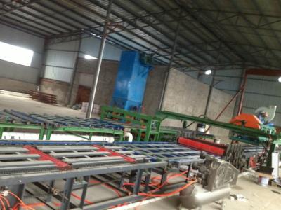 China EPS Wall Sandwich Panel Machine with High Precise Guiding Pressure Reducing Valve Controls for sale