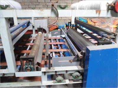 China El MGO empareda la máquina de la fabricación del tablero/del tablero de yeso con el extrudado doble del rodillo del doble de la impulsión en venta