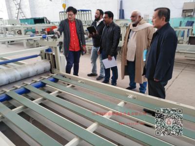 Chine Panneau de MgO de paille de plus grande capacité faisant la machine pour la production de vitesse rapide à vendre