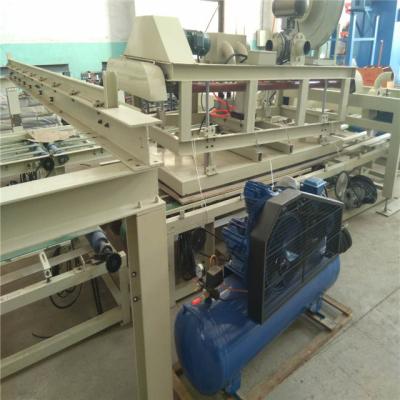 China Tablero automático que hace la máquina, cadena de producción multi del tablero del cemento de la fibra de la función en venta