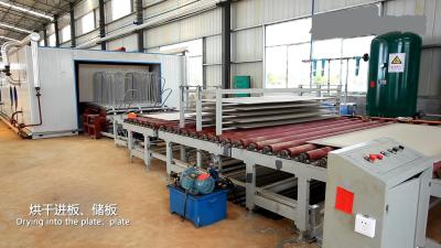 China Weiße feuerfest machende Faser-Zement-Brett-Maschinen-und Außenwand-Brett-Maschine zu verkaufen