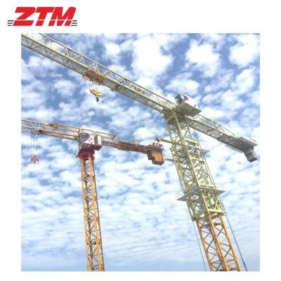 China ZTT226 Flattop Tower Crane 10t Capaciteit 70m Jib Lengte 2t Tip Load Met Neigende Ladder Te koop