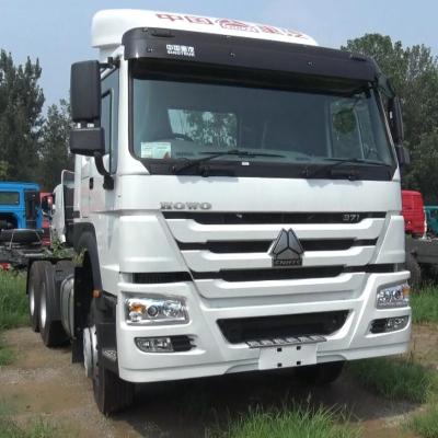 China Low price Sinotruk 6X4 tractor HOWO truck head for sale in Africa en venta