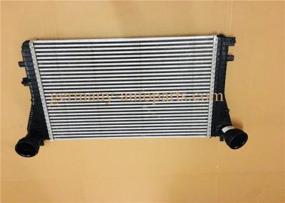 Chine Refroidisseur intermédiaire de refroidissement 1K0 145 de moteur de Jetta Passat de scarabée de VW d'Audi A3 TTT Quattro 803 1K0145803 A B à vendre