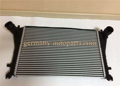 Chine Pièces de rechange de radiateur de refroidisseur intermédiaire, radiateur de liquide réfrigérant du moteur 5Q0803145K pour le golf R MK7 à vendre