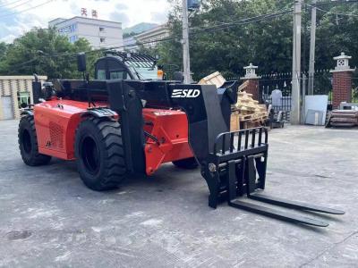 中国 3.5 Tons Telescopic Forklift With 14m Lifting Height 販売のため