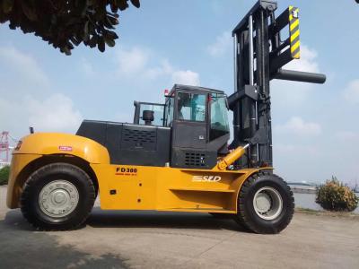 China 4000mm Mast Giant FD300 30 Ton Heavy Lift Forklift Truck Equipment for sale