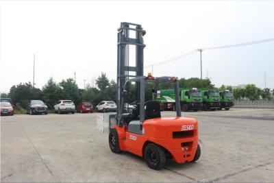 China ISUZU Engine FD40 8k 4t Diesel Forklift Truck With Bale Clamp for sale