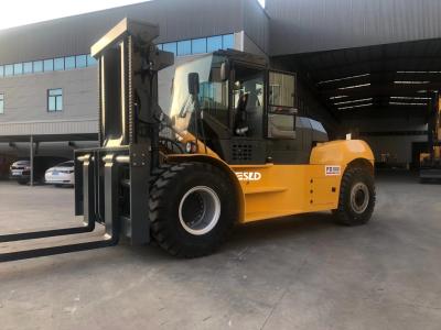 China 5500mm 30 Ton Forklift For Stacking 3 Lagen Zware Container Te koop