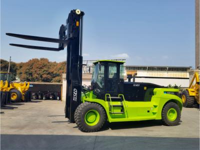 Κίνα Λογιστικό Forklift ανελκυστήρων ναυπηγείων 30000kgs βαρύ για τη συσσώρευση του εμπορευματοκιβωτίου 20GP προς πώληση