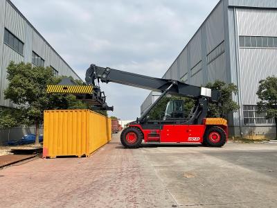 China Heavy Duty Red Container Reach Stacker 45000kgs Load Capacity à venda