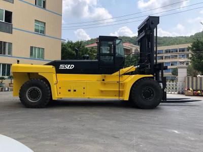 Κίνα Εκτιμημένο Forklift μεταφορικών κιβωτίων φορτίων 42000kgs με τη μηχανή Weichai προς πώληση