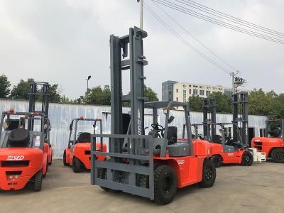 China 7 Ton Load Diesel Forklift Truck con el motor de ISUZU 6BG1 en venta