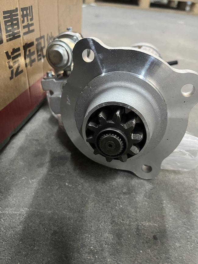 Sinotruk Howo Truck Starter Motor VG1560090001 - Top View