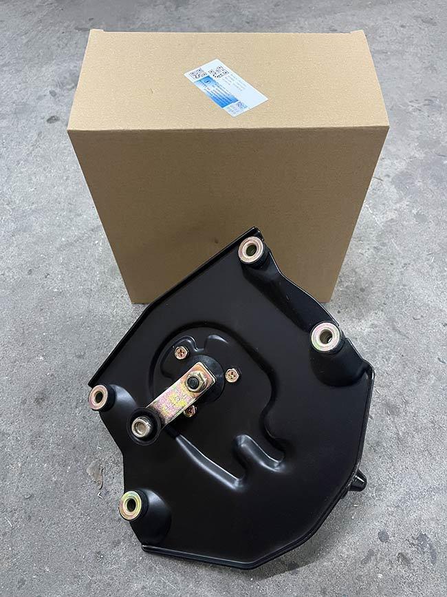Windshield Wiper Motor 37AP-05010 front view