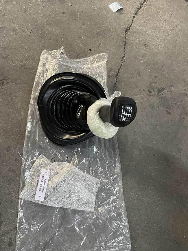 Shifter Assembly 81.32670.6184 front view