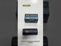 Είναι ένα κομμάτι του φορτηγού.