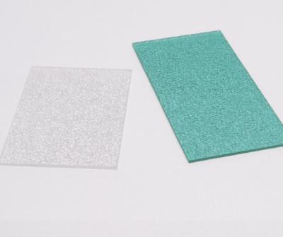 Chine La toiture solide de polycarbonate de décoration intérieure de PC lambrisse la feuille solide de PC de relief à vendre