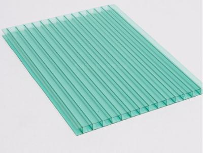 China Folha oca de policarbonato com revestimento UV Folha oca de parede dupla PC para construção de estufa à venda