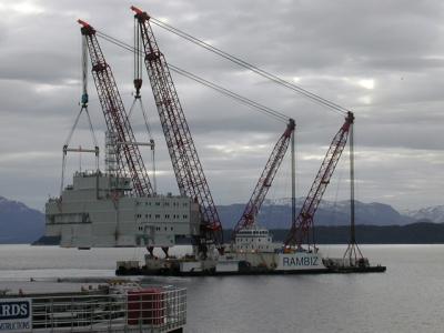 China Torno de levantamiento hidráulico galvanizado para la plataforma del barco rastreador y de la nave en venta