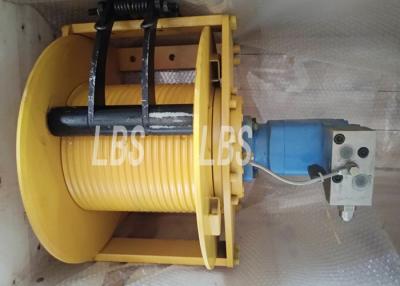 China 2T Hydraulic Crane Winch With 120m Wire Rope Capacity And Groove for sale