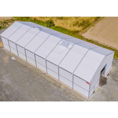 China Pre Buildings Steel Frame Portal Pre Manufactured Metal Building Vibration Proof for sale