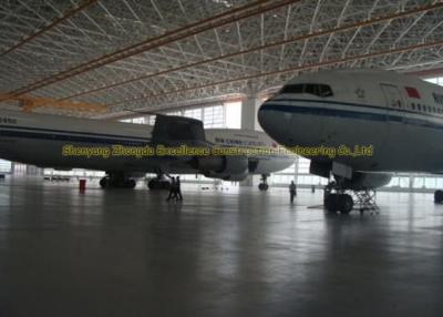 China Pre edificios de acero del hangar de los aviones de los hangares del aeroplano del diseño los 39M los x 32M en venta