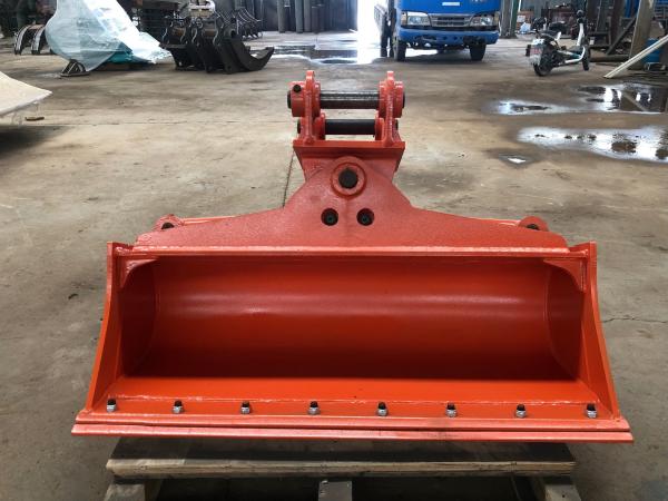 Quality 20T Hydraulic Tilting Bucket Width 2000mm Wear Resistant Steel for sale