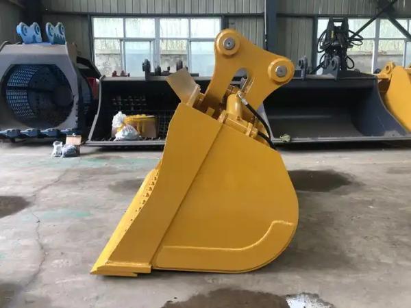 Quality 2.1m3 Hydraulic Tilt Bucket SH125 Digger Tilt Bucket HARDOX450/500 for sale