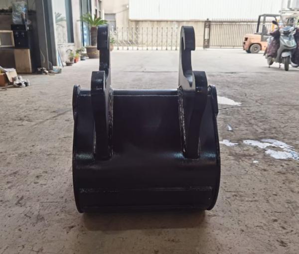 Quality Solid Steel Construction Excavator Digging Bucket Standard General Purpose for sale