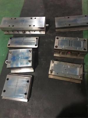 China CE de nylon plástico ISO9001 de la máquina del moldeo a presión de la atadura de cables de la eficacia alta enumerado en venta