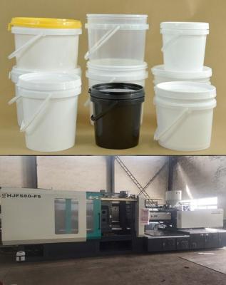 Cina Produttore di prezzi delle macchine dello stampaggio ad iniezione del secchio di capacità elevata 360Ton pp in vendita