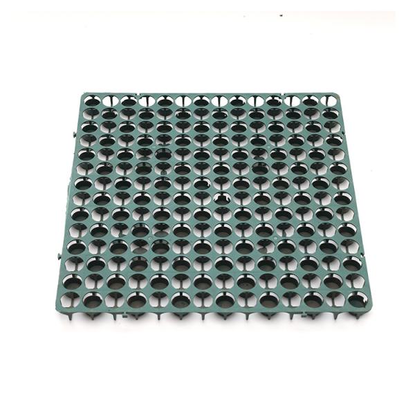 Quality 4 Quantity per Square Meter Green Roof Plant House Geotextile Drainage Mat for Garage for sale