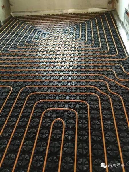 Quality Residential Building Heat Preservation with High Strength PP Hydronic Heating for sale