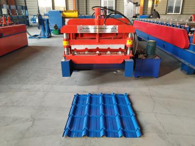 China low price iron sheet roof tile roll forming machine for roof construction for sale