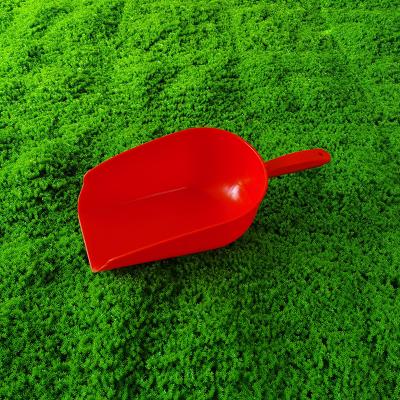 China Orange Long Handled Feed Scoop Shovel  For Pig Chicken And Animal Feeding for sale