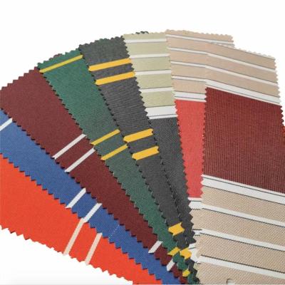 China La PU de Polyacrylonitrile cubrió la tela al aire libre impermeable 20S/2 del toldo en venta